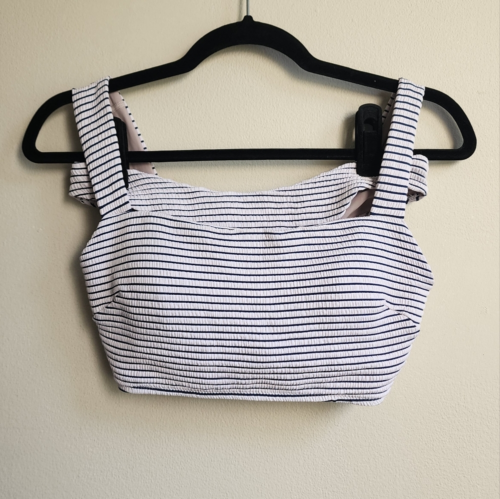 Lululemon Smocked Swim Top *B/C Cup & Smocked Mid-Rise Skimpy-Fit Swim Bottom 6